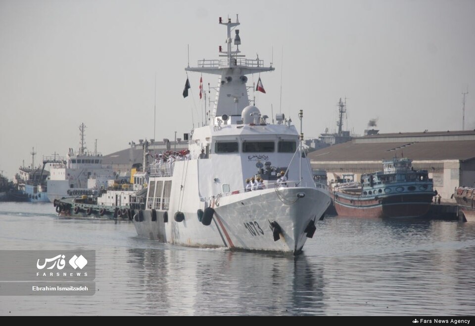 TEHRAN (FNA)- A Pakistan Navy Flotilla, including the Madadgar warship and Zhob maritime security vessel, docked at Bandar Abbas port city, Southern Iran, on Saturday. Pakistan Flotilla visit to Iran is aimed at enhancing maritime collaboration between the navies and the two countries are going to s