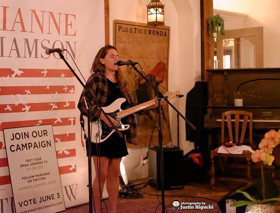 Summer Concert Series artist showcase at 41 Ocean Club in Santa Monica California on Thursday April 24th, 2014. Featuring Anchor &amp; The Bell (Noah Needleman and Emily Herndon), Katie Cole, Connie Lim, Moi Navarro, Justin Hopkins, Angela Wood, Carmen and Camille, Clayton Severson, Sens Musiq, Dani