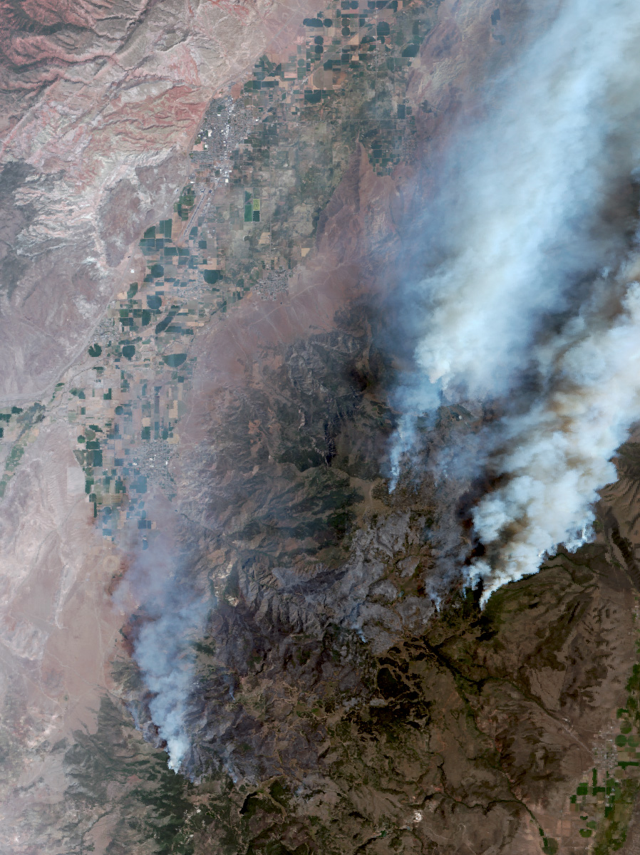 In summer 2025, NASA’s ER-2 high-altitude aircraft flew over broad swaths of the western United States, collecting data for the multi-year Geological Earth Mapping Experiment (GEMx). In this experiment, a joint effort between NASA and the U.S. Geological Survey, sophisticated instruments mounted on 