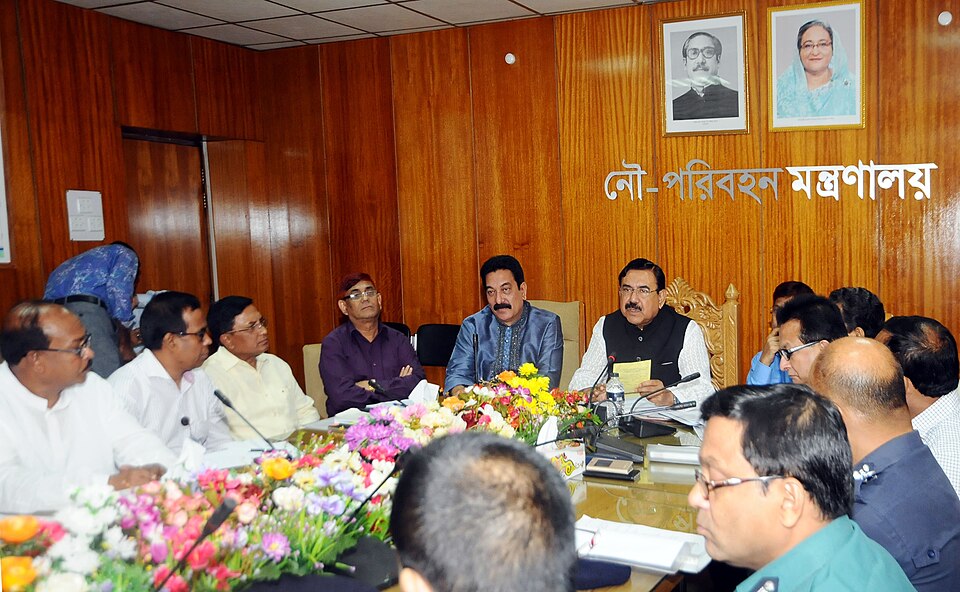 On Saturday, November 5th, Shipping Minister Shahjahan Khan held a meeting in Dhaka with representatives of the Bangladesh Truck-Covered Van and Transport Agency Owner-Worker Unity Council at the meeting room of the Ministry of Shipping. This information was provided by the PID (Press Information De