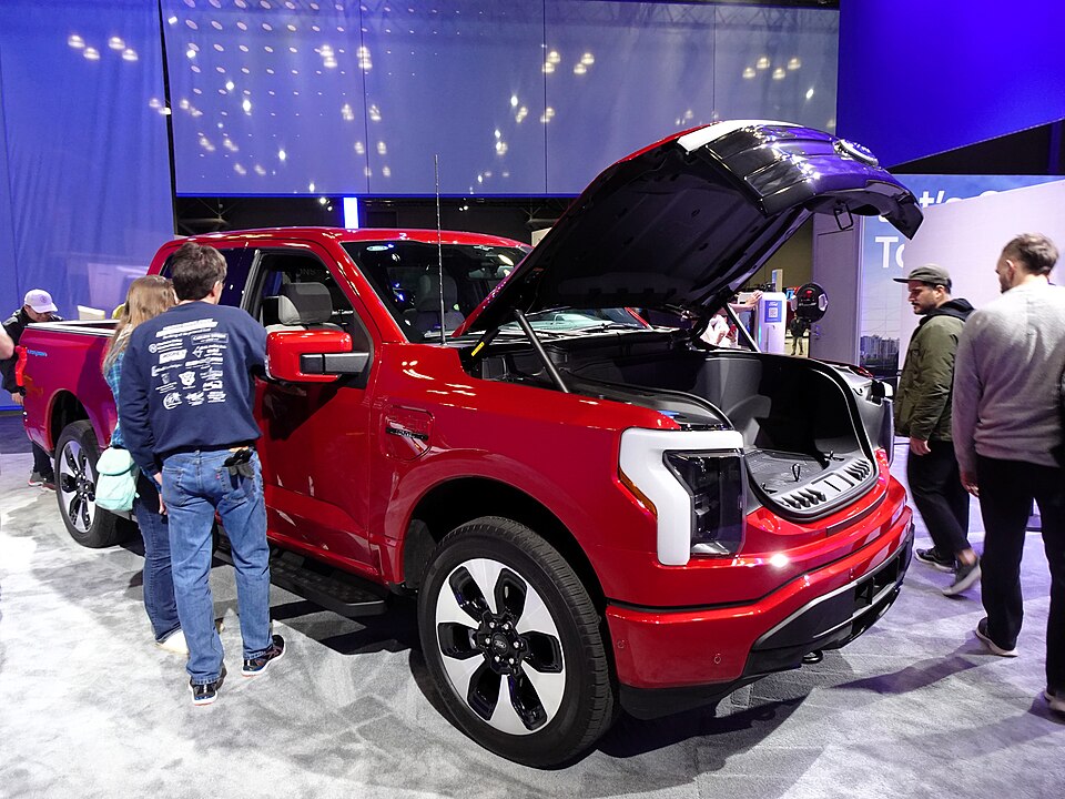 Production: 2022 - 
Engine: Dual permanent magnet motors (electric)
Power: 588 PS
Gearbox: single speed automatic

Layout: dual motor, all wheel drive