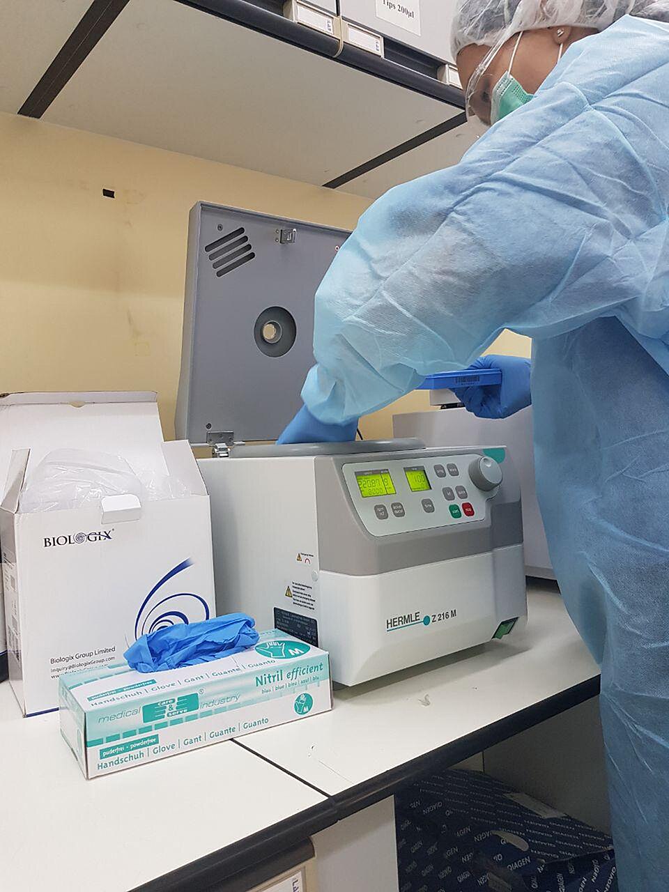 Assistance to Cambodia for diagnostics of COVID-19
Receiving various packages, including the RT-PCR, from the IAEA to strengthen Cambodia's Covid-19 Detection Capability.
Staff of the National Institute of Public Health of Cambodia (NIPH) conducts an in-house of Covid-19 testing, using the RT-PCR an