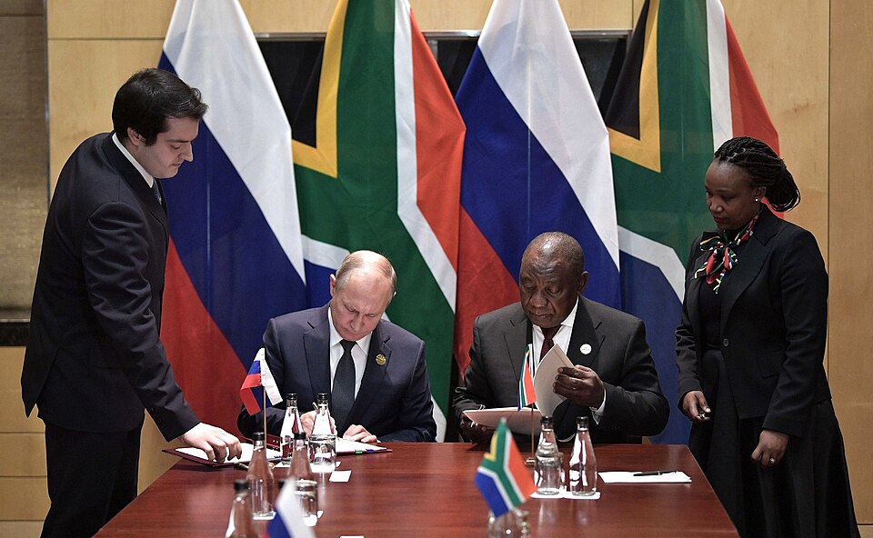 As a result of the consultations, the leaders of the two countries signed a Joint Statement on the strategic partnership between the Russian Federation and the Republic of South Africa.