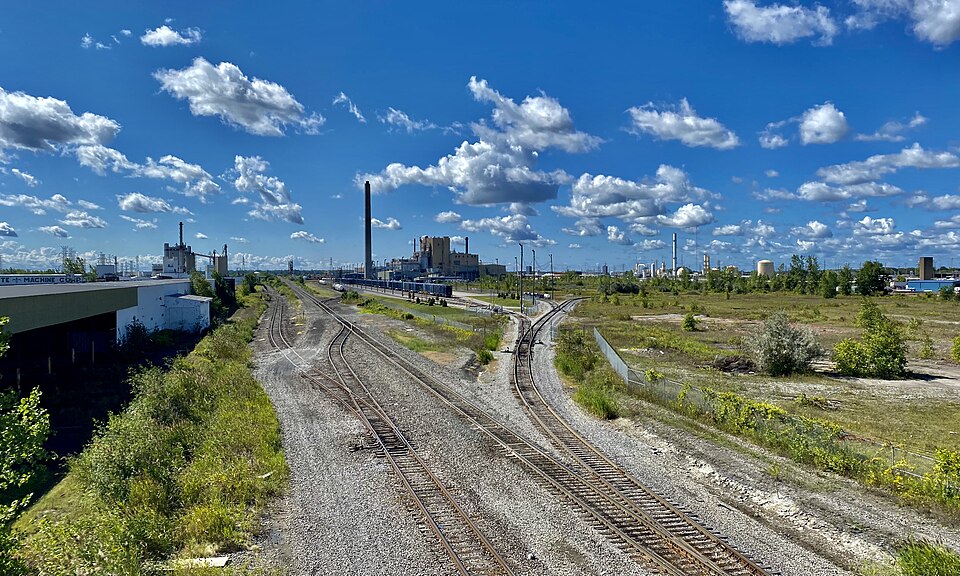 A seen from atop the bridge carrying Niagara Falls Boulevard over the former New York Central (now C