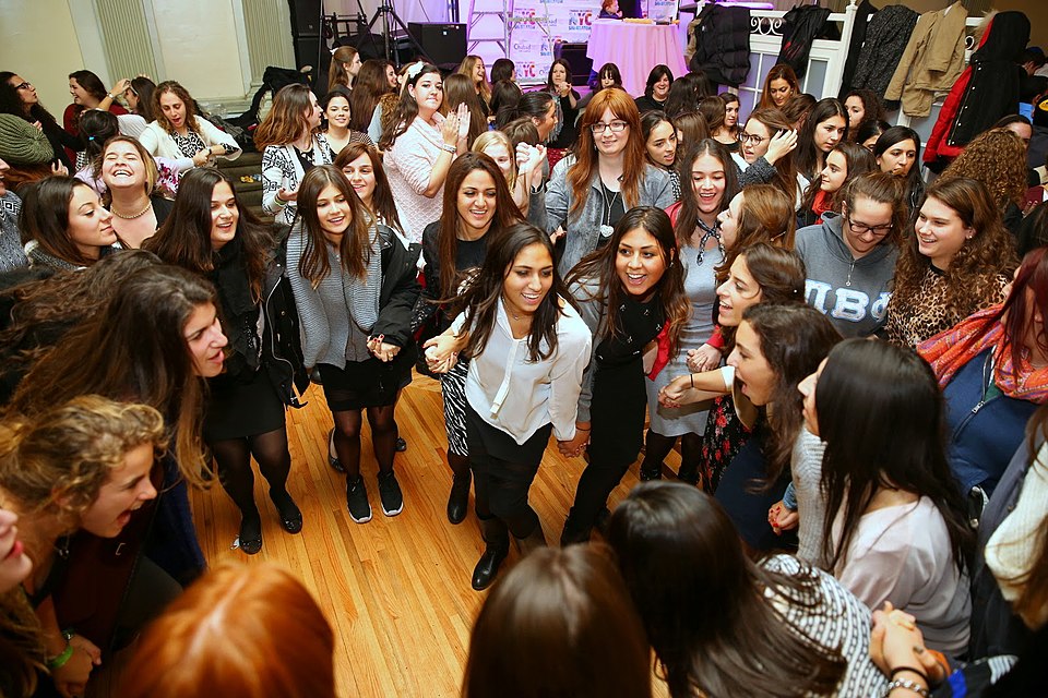Students dance following a havdalah ceremony, a ritual that separates the Sabbath from the rest of the weekdays on Saturday, November 8, 2014 in the Brooklyn neighborhood of Crown Heights at the Chabad on Campus International Shabbaton -- a gathering of over 1,000 Jewish college students from school