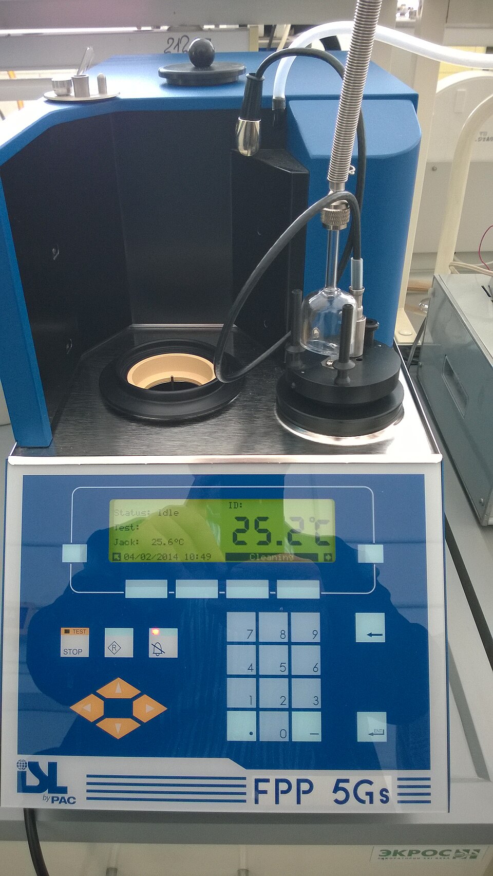 Автоматический прибор для измерения предельной температуры фильтруемости ISL FPP 5Gs со встроенным криостатом.