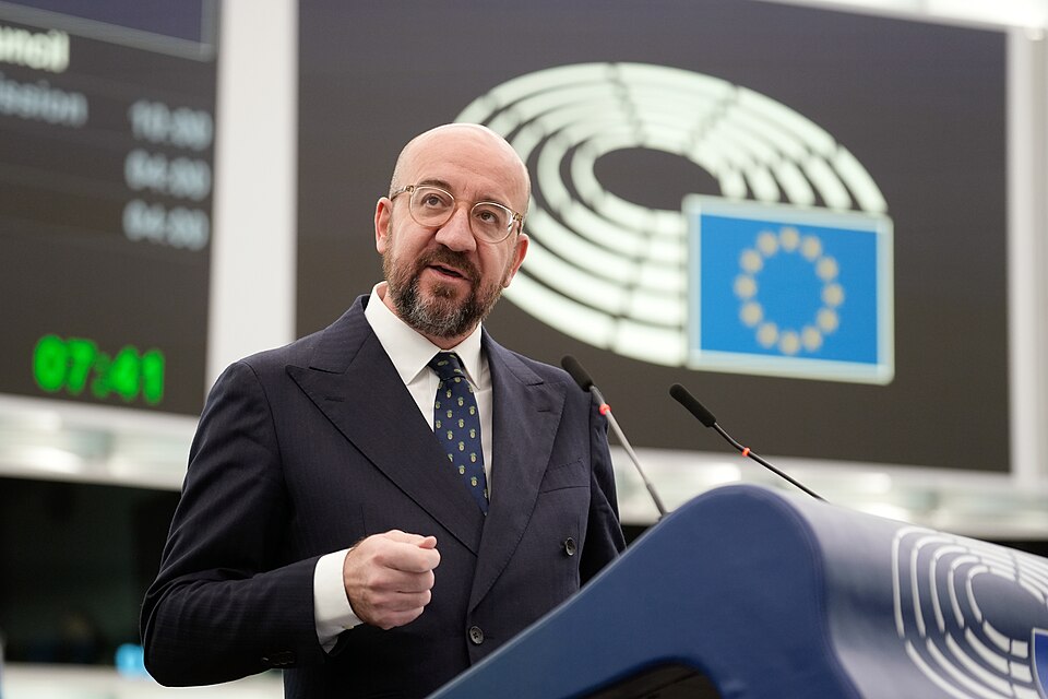 In a debate with Presidents Michel and von der Leyen, MEPs reviewed the outcomes of the 9 February EU summit and outlined their expectations for the 23-24 March European Council.
President of the European Council Charles Michel acknowledged Ukraine’s urgent need for more weapons and ammunition and c