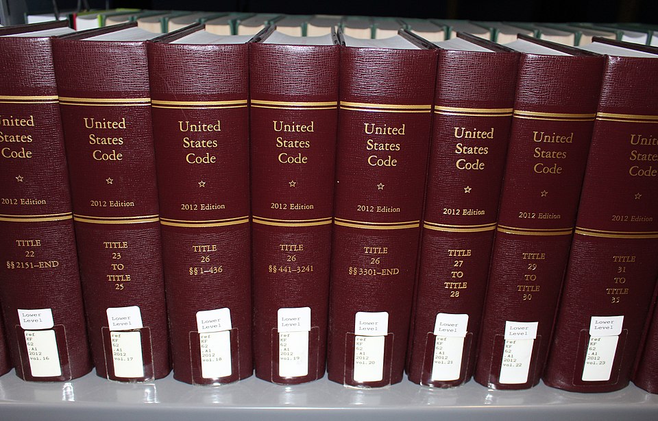 Volumes of the 2012 official edition of the United States Code in a public library in San Jose, California.   Photographed by user Coolcaesar on July 25, 2022.