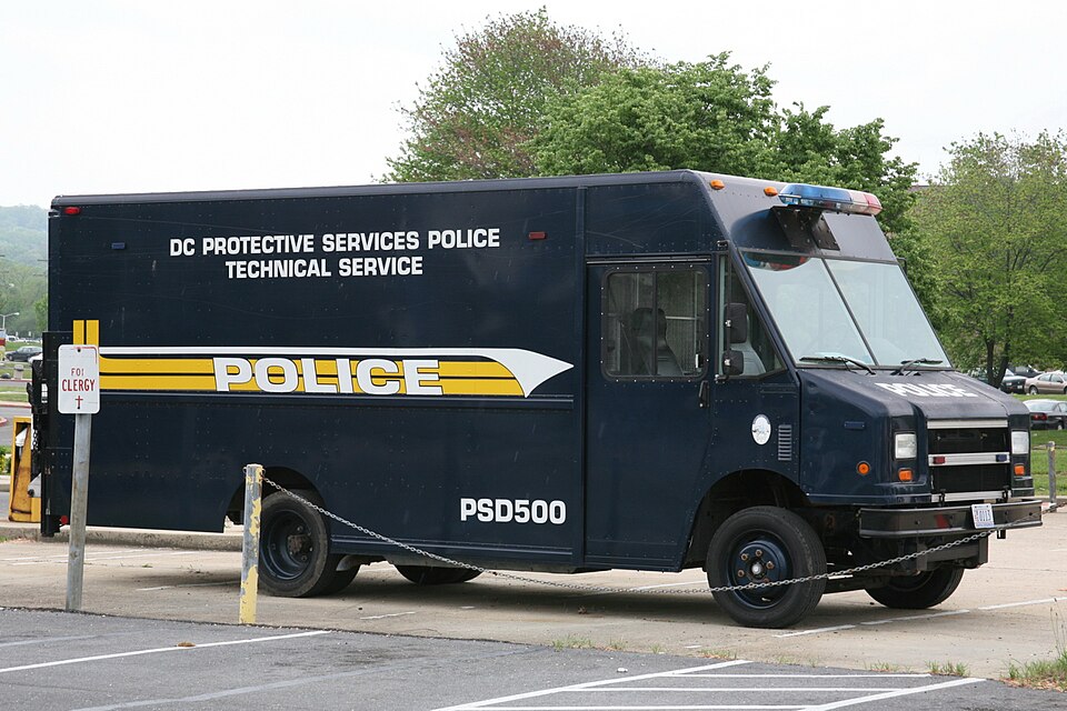The District of Columbia Protective Services Division (PSD), is the police force responsible for law enforcement activities and physical security of all properties owned, leased or otherwise under the control of the Government of the District of Columbia.

The DC Protective Services Police Departmen