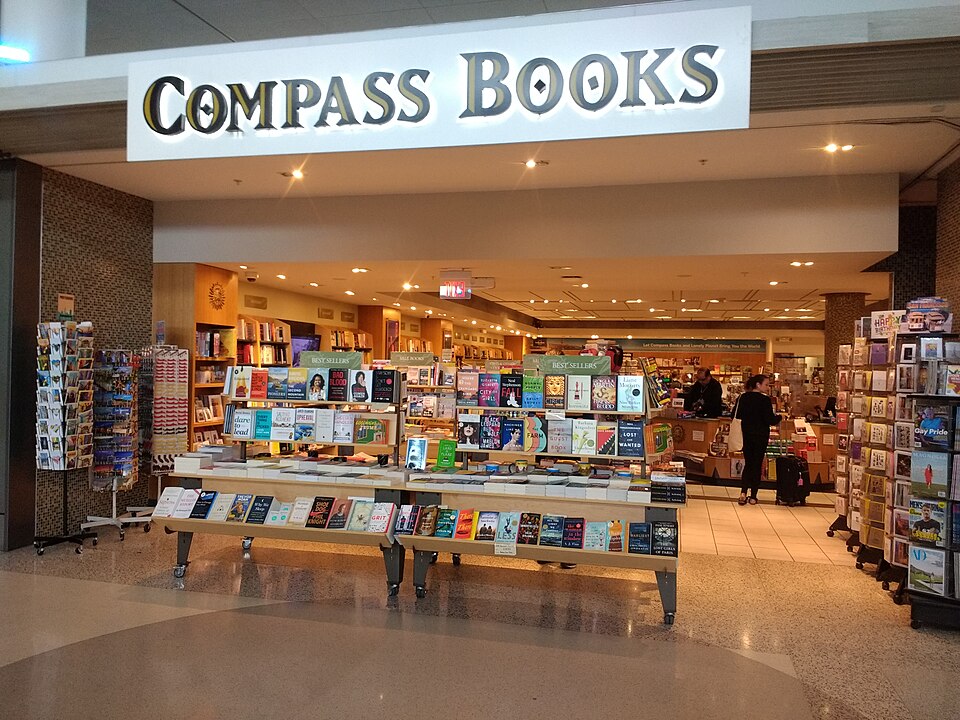 Compass Books in Terminal 2 at San Francisco International Airport