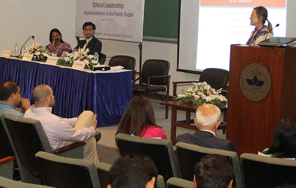 Lahore, May 29, 2015: The United States Agency for International Development (USAID)  Director for Punjab Province Dr. Miles Toder spoke at a conference in Lahore attended by more than 150 experts, academics and public sector representatives to discuss ‘Ethical Leadership: Implementation in the Publ