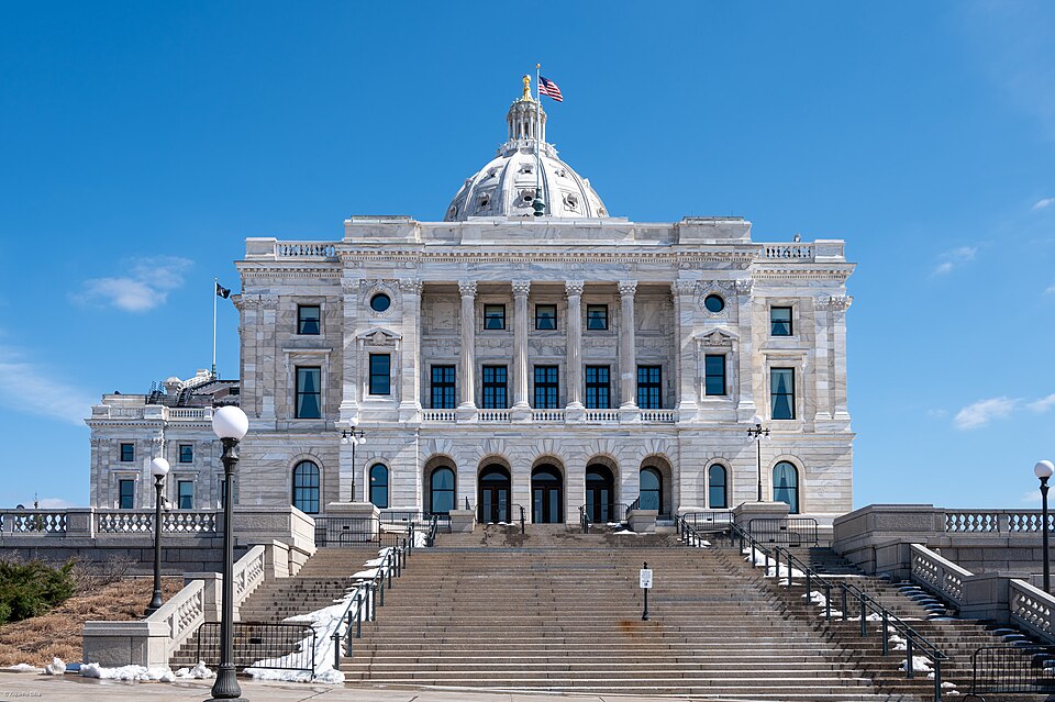 The Minnesota State Capitol, located in St. Paul, is a grand building that houses the legislative chambers of the Minnesota Senate and House of Representatives, as well as the offices of the Governor and the Attorney General. Designed by the esteemed architect Cass Gilbert, the Capitol is known for 