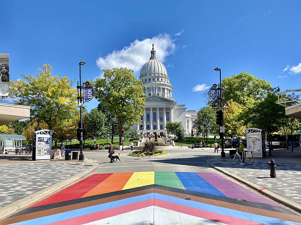 Built in 1906-1917, this Beaux Arts-style Capitol Building was designed by George B. Post to house the state house of representatives, state senate, and offices for the Wisconsin State Government.  The fourth state capitol to house the state government since the state’s establishment in 1848, the bu