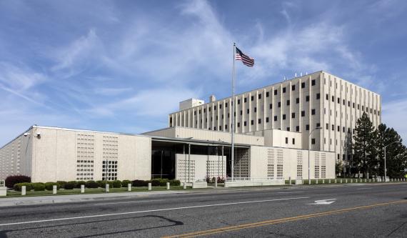 Picture of the Federal Building and U.S. Courthouse in Richland, WA