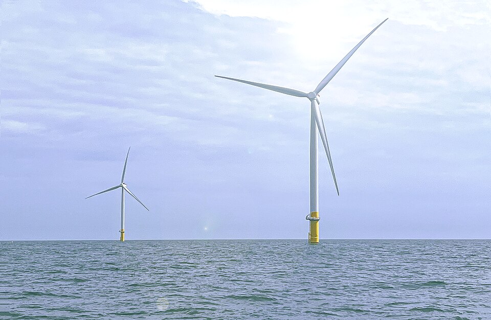 In 2020, installation was completed on the first wind turbines installed in U.S. Federal waters. The offshore wind project has been fully operational since Fall 2020.
The Coastal Virginia Offshore Wind pilot project is designed to demonstrate a grid-connected, 12-megawatt (MW) offshore wind test fac