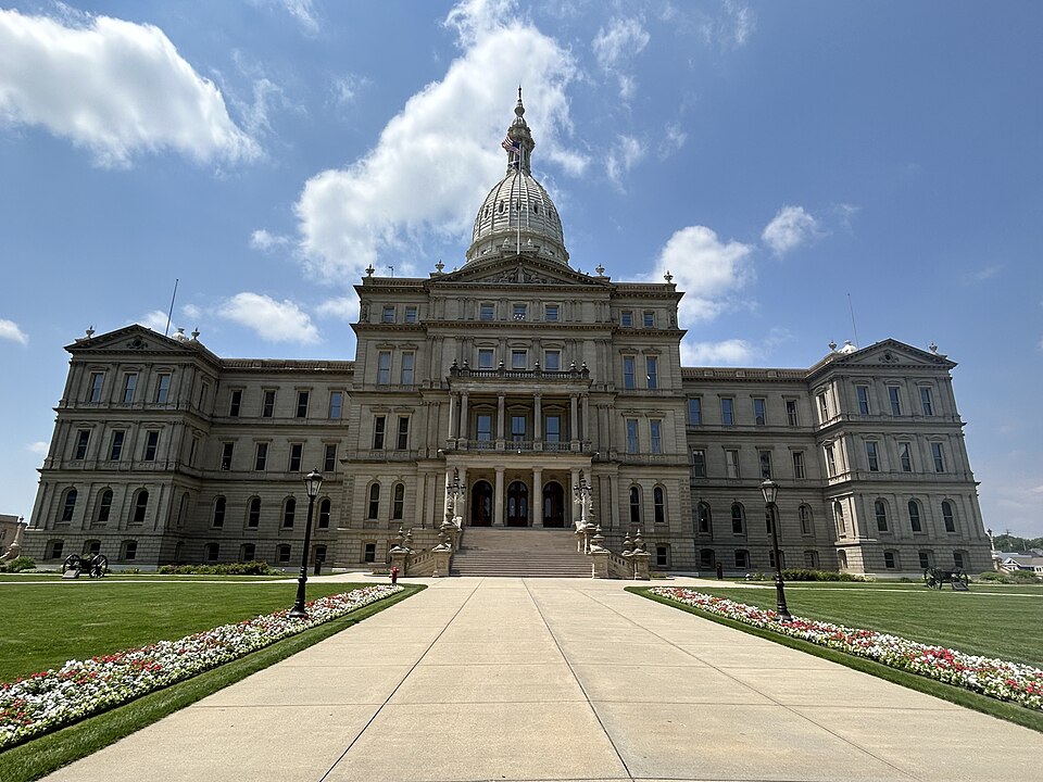 Front of Michigan State Capitol Building in Lansing