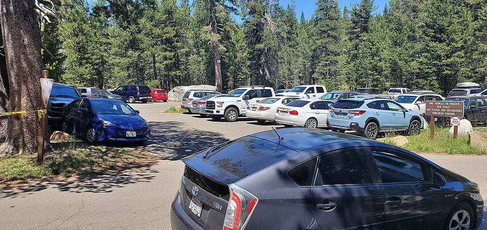 • Back into your parking spot for quick departure.
• Keep trailers attached as much as possible.
• Don’t block roadways that may impede emergency traffic. attached as much as possible.
• Don’t block roadways that may impede emergency traffic.
• Camp is your home away from home and just like at home 