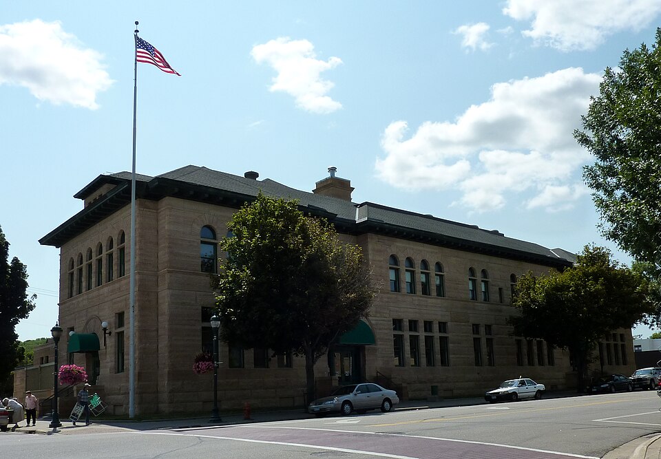 Federal Courthouse and Post Office, Mankato, Minnesota, USA.