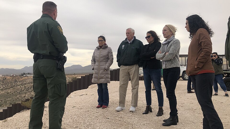 WASHINGTON, DC – House Majority Leader Steny H. Hoyer (MD) visited Texas and New Mexico on Saturday with Congresswomen Veronica Escobar (TX-16), Xochitl Torres Small (NM-02), Deb Haaland (NM-01), and Mary Gay Scanlon (PA-05).  Together, they toured sections of the border with Customs and Border Patr