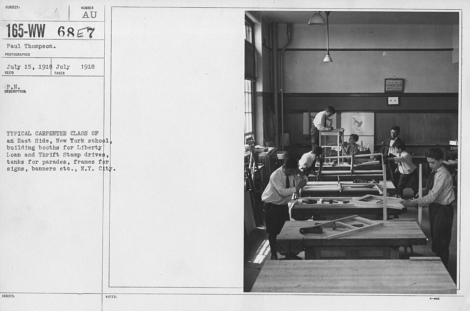 Scope and content:  Date Taken: 07/0/1918
Photographer: Paul Thompson