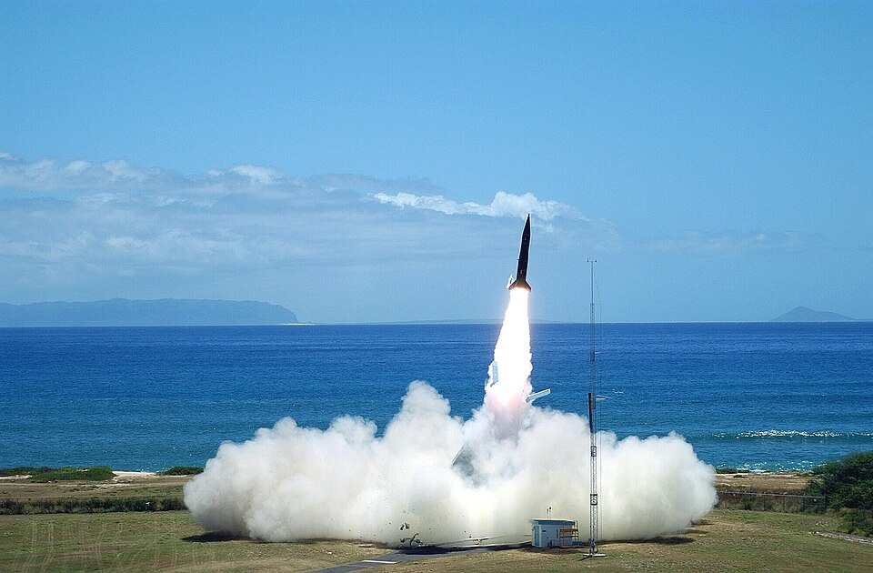 FM-5 TARGET MISSILE LIFTS OFF FROM KAUAI TEST FACILITY'S PAD 1.

FM-5 IS A MISSILE DEFENSE ROCK BEING PREPARED FOR LAUNCH. SANDIA'S KAUAI TEST FACILITY, OPERATED FOR DOE, IS ON THE U.S. NAVY'S PACIFIC MISSILE RANGE FACILITY ON THE ISLAND OF KAUAI, HAWAII. SINCE 1962 SANDIA HAS SENT SCIENTISTS AND TE