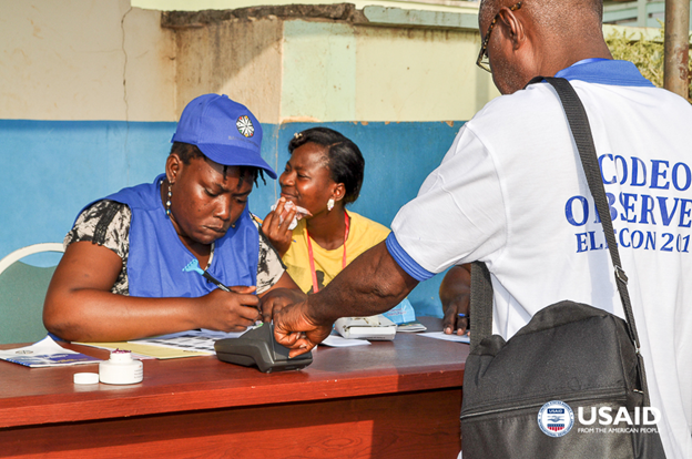 An election observer votes, prior to observing the national election process. Photo credit: U.S. Embassy in Ghana

With support from USAID, the Coalition for Domestic Election Observation (CODEO) trained 30 observers to observe the immediate post-election environment for two months. The observers, d