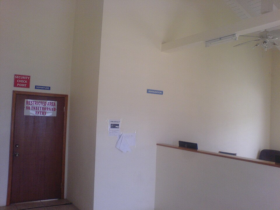 immigration checkpoint inside (no officers at all)
